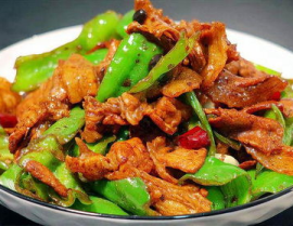 湖南辣椒炒肉的做法,辣味十足的家常美味